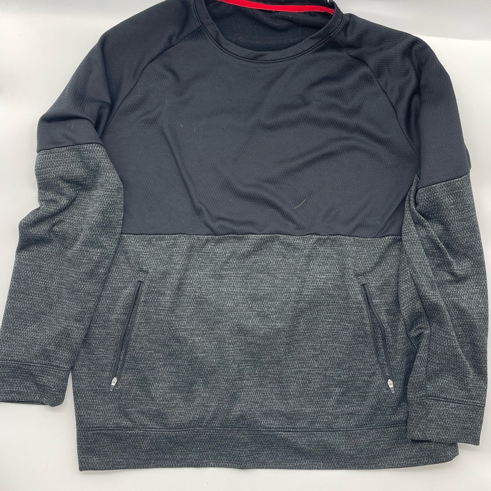 Reebok pull over